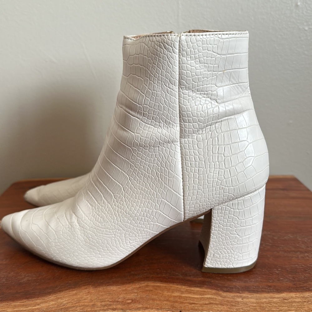 Steve Madden Nadaline Pointed Toe Bootie | Light … - image 4